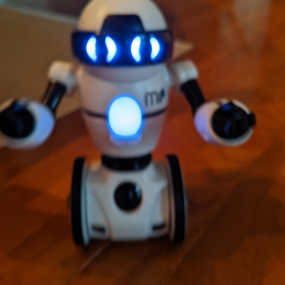 MiP WowWee Robot - Picture 2 of 4